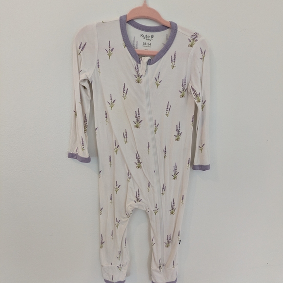 Kyte BABY Other - Kyte BABY Cream and Purple Kids One Piece